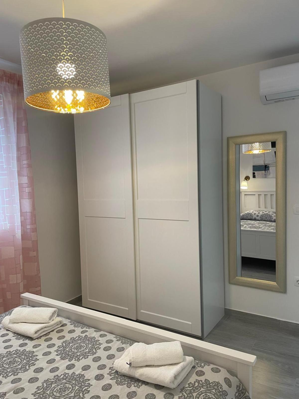 Apartment Sea&Sun Trogir Exterior foto